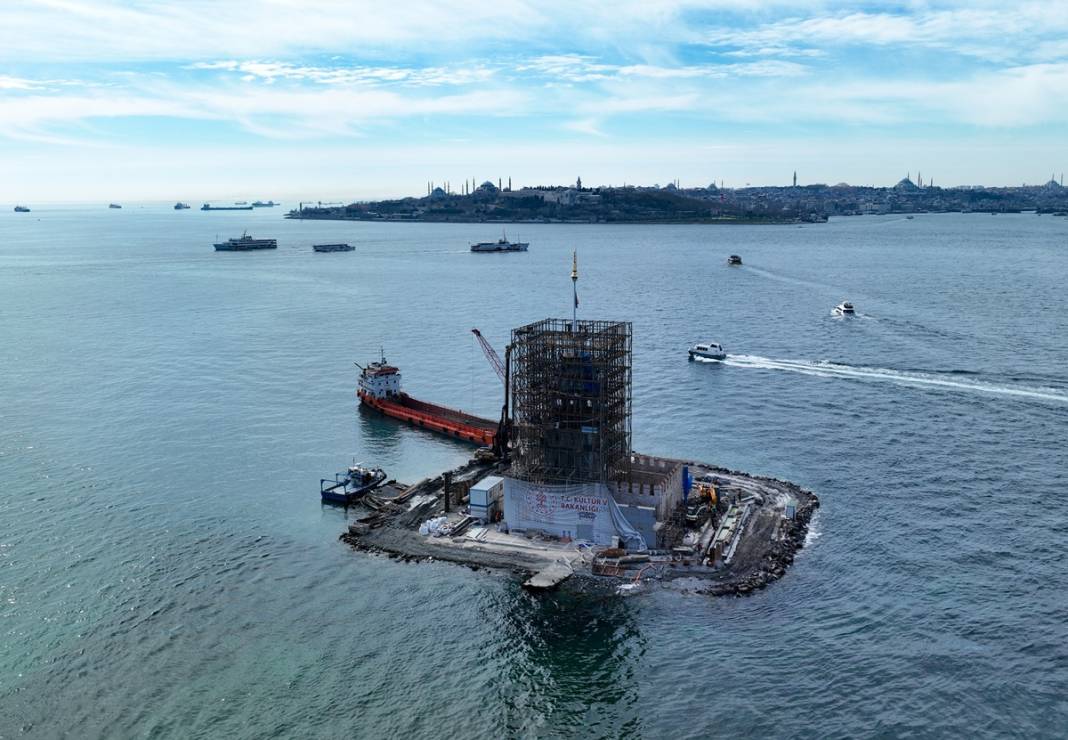 Kız Kulesi darmadağın olmuş! Son hali tartışma konusu oldu, işte restorasyonda son durum... 37